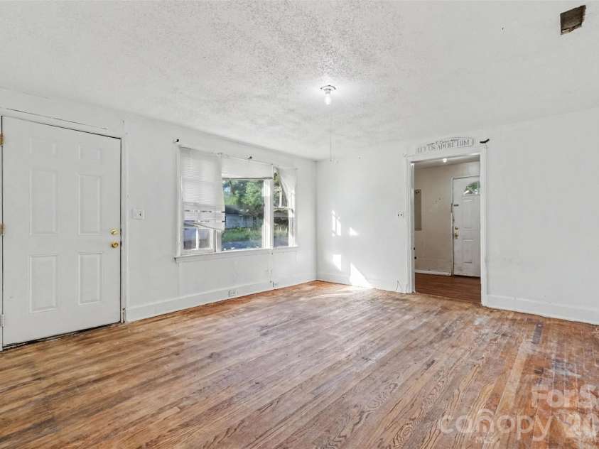 2131 Ferris Street, Rock Hill, SC 29732.  MLS# CAR4415777, YatesRealty ID 45726. 