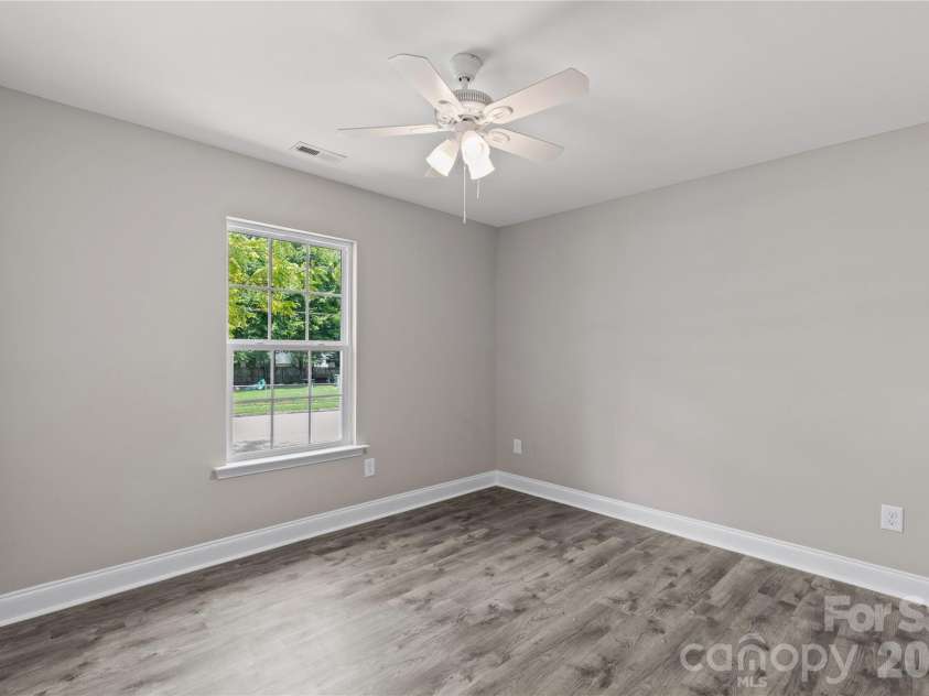 815 Spruce Street, Rock Hill, SC 29730.  MLS# CAR4416830, YatesRealty ID 45727. 