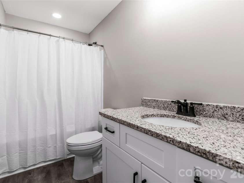 815 Spruce Street, Rock Hill, SC 29730.  MLS# CAR4416830, YatesRealty ID 45727. 
