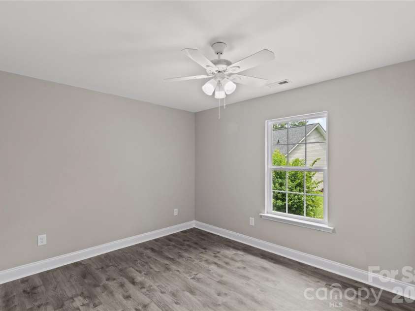 815 Spruce Street, Rock Hill, SC 29730.  MLS# CAR4416830, YatesRealty ID 45727. 