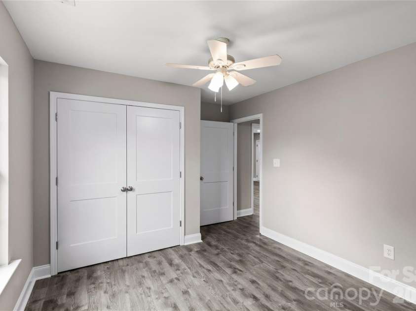 815 Spruce Street, Rock Hill, SC 29730.  MLS# CAR4416830, YatesRealty ID 45727. 