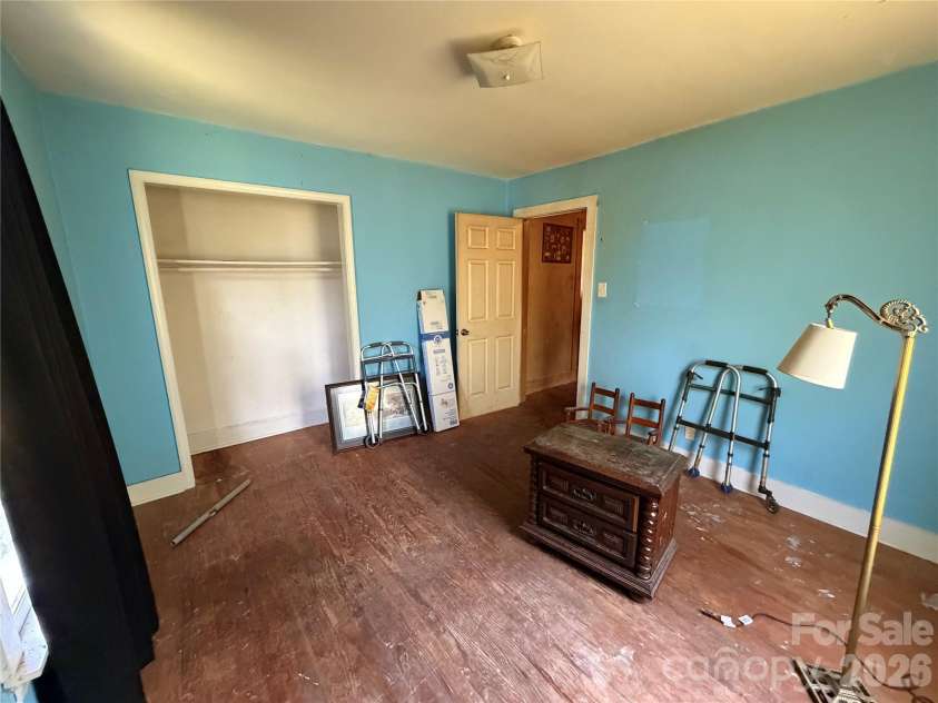 648 Flint Street, Rock Hill, SC 29730.  MLS# CAR4416674, YatesRealty ID 45729. 