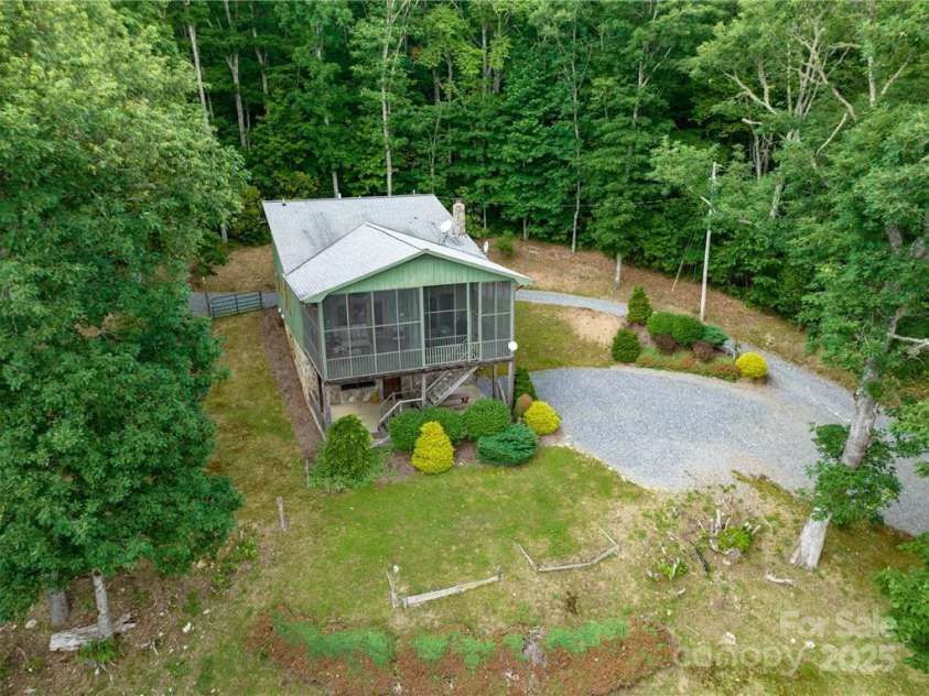 167 Bold Springs Road, Sylva, NC 28779.  MLS# CAR4226014, YatesRealty ID 4573. 