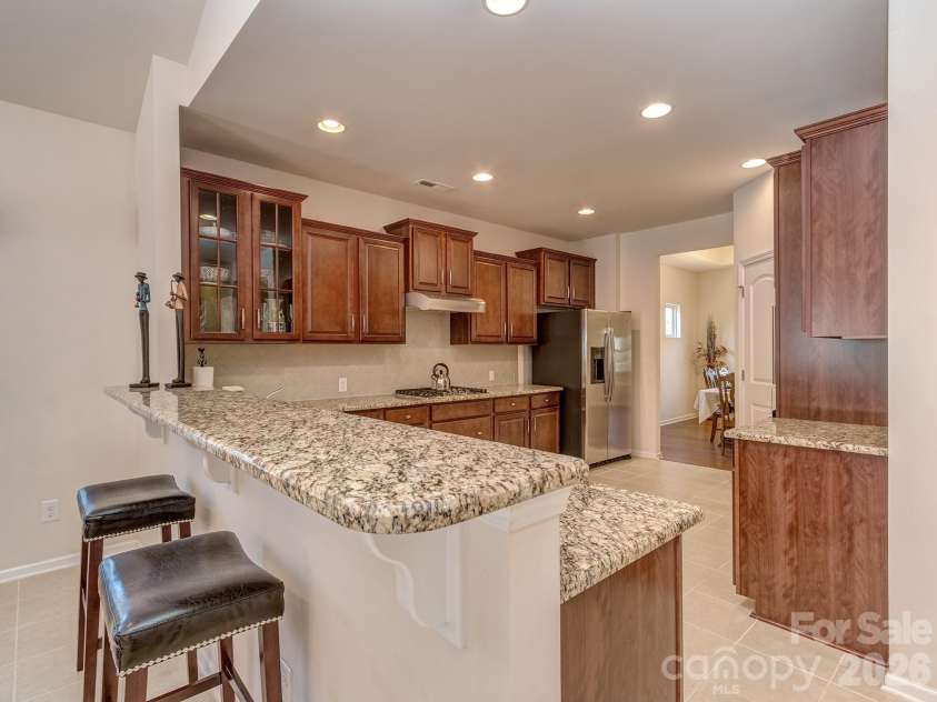 5039 Monacan Way, Indian Land, SC 29707.  MLS# CAR4352645, YatesRealty ID 4573. Breakfast Bar