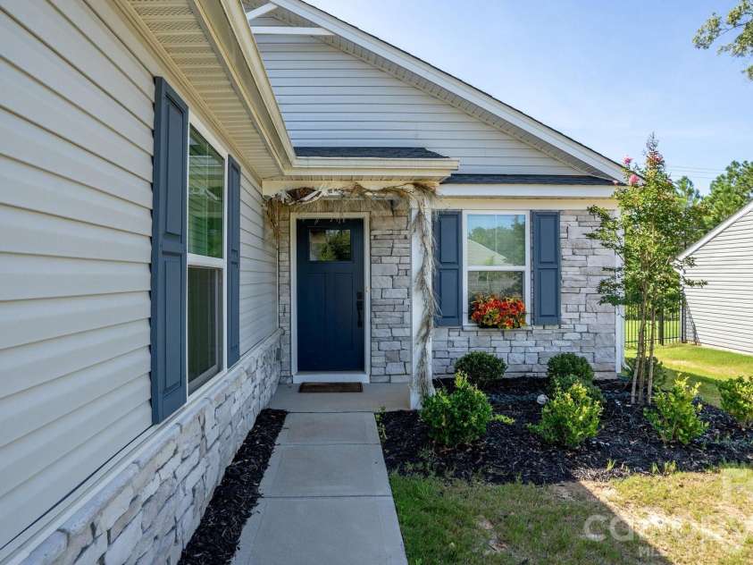 483 Grandiflora Avenue, Lancaster, SC 29720.  MLS# CAR4414289, YatesRealty ID 45730. 