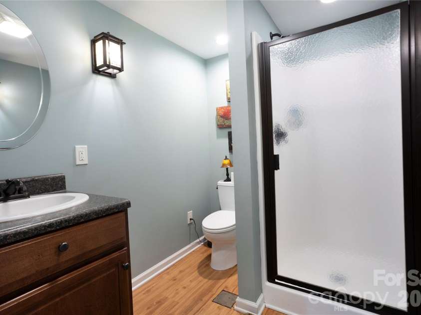 129 Overbrook Drive, Concord, NC 28025.  MLS# CAR4416139, YatesRealty ID 45731. Basement bathroom