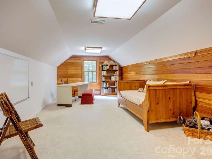 129 Overbrook Drive, Concord, NC 28025.  MLS# CAR4416139, YatesRealty ID 45731. Bonus Room