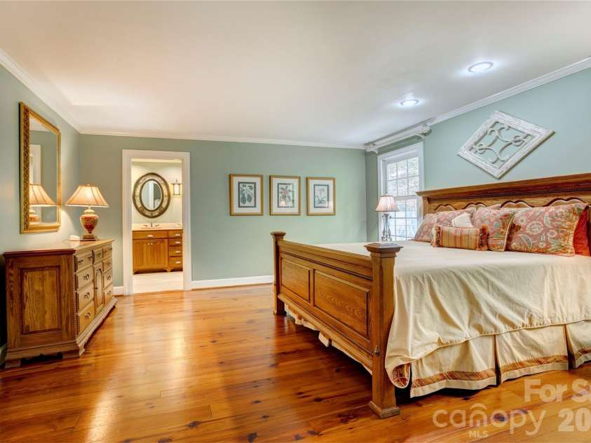 129 Overbrook Drive, Concord, NC 28025.  MLS# CAR4416139, YatesRealty ID 45731. Primary Bedroom