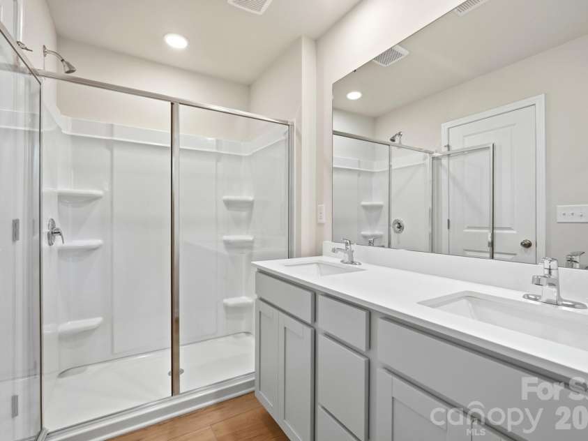 4125 Butler Grove Lane, Charlotte, NC 28269.  MLS# CAR4416864, YatesRealty ID 45732. 