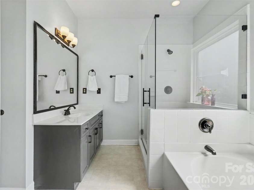 12034 Hampton Place Drive, Charlotte, NC 28269.  MLS# CAR4411824, YatesRealty ID 45733. 