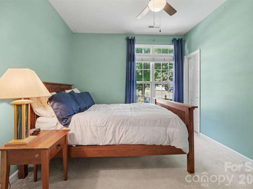 12034 Hampton Place Drive, Charlotte, NC 28269.  MLS# CAR4411824, YatesRealty ID 45733. 