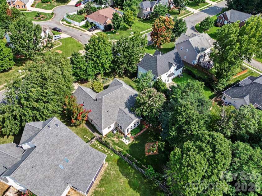 12034 Hampton Place Drive, Charlotte, NC 28269.  MLS# CAR4411824, YatesRealty ID 45733. 