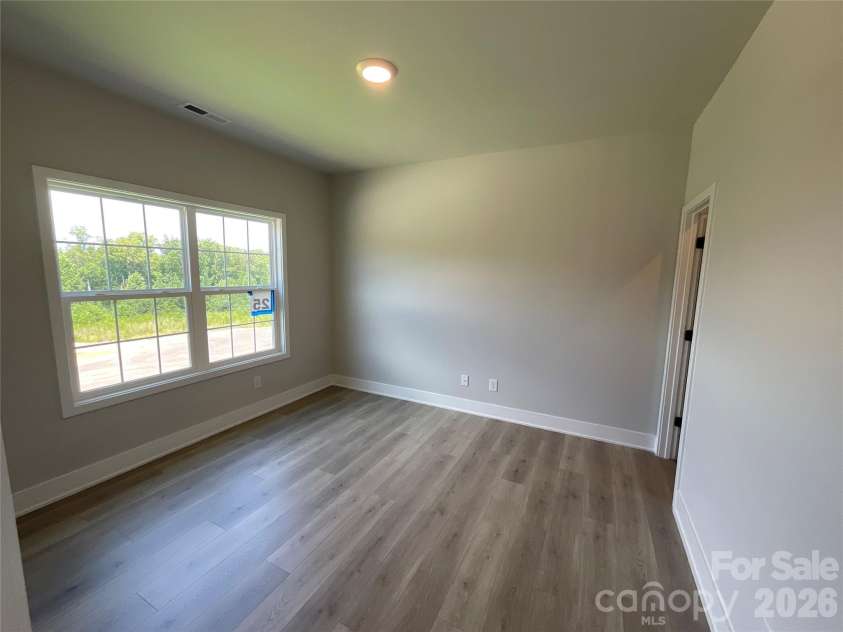 156 Kerr Walk Drive, Statesville, NC 28677.  MLS# CAR4416230, YatesRealty ID 45734. Flex Room