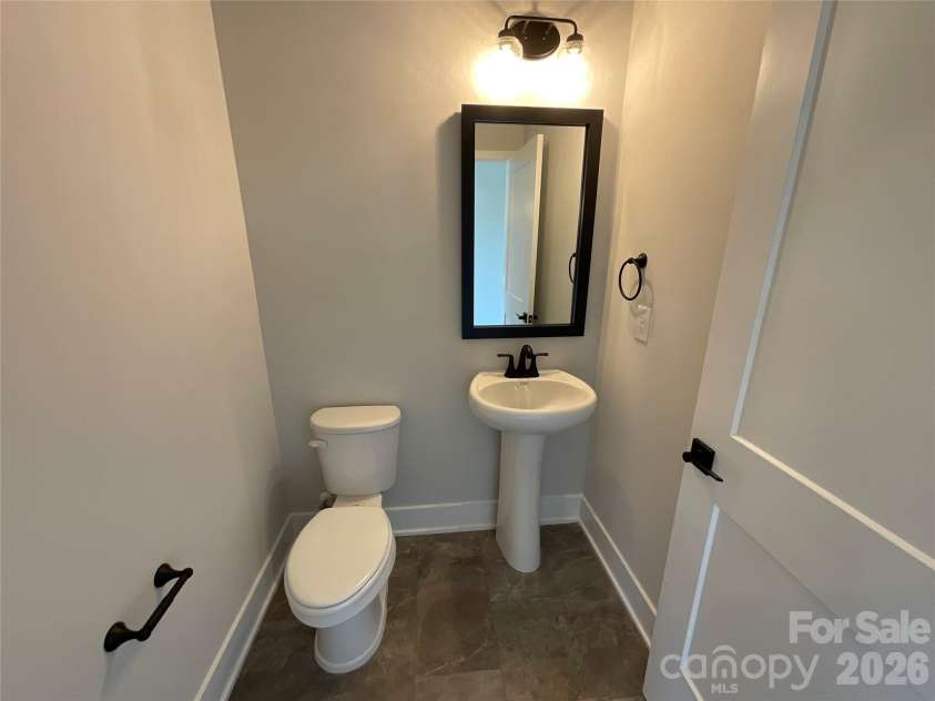 156 Kerr Walk Drive, Statesville, NC 28677.  MLS# CAR4416230, YatesRealty ID 45734. Half bath
