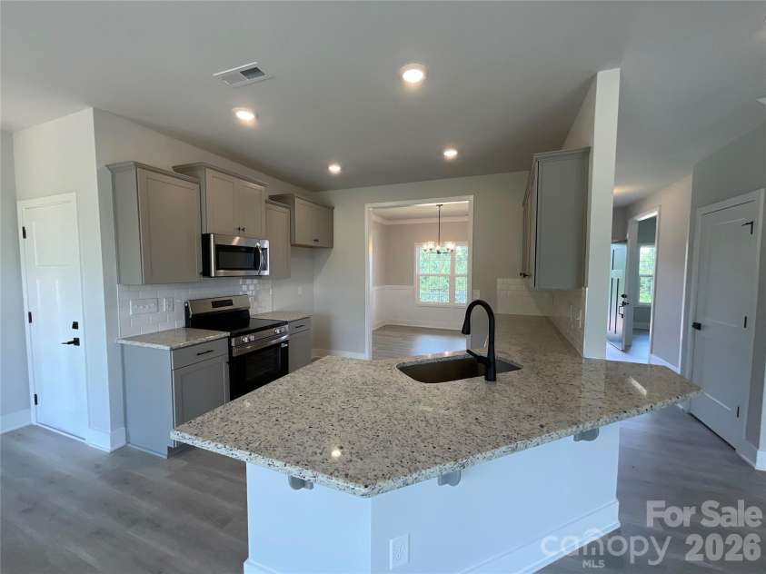 156 Kerr Walk Drive, Statesville, NC 28677.  MLS# CAR4416230, YatesRealty ID 45734. Kitchen