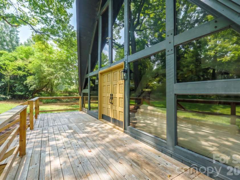2776 US 64 Highway, Morganton, NC 28655.  MLS# CAR4416866, YatesRealty ID 45736. 
