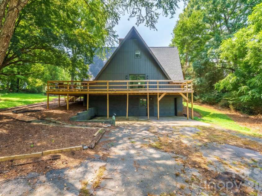 2776 US 64 Highway, Morganton, NC 28655.  MLS# CAR4416866, YatesRealty ID 45736. 