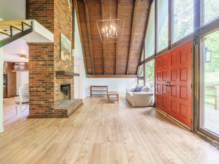 2776 US 64 Highway, Morganton, NC 28655.  MLS# CAR4416866, YatesRealty ID 45736. 