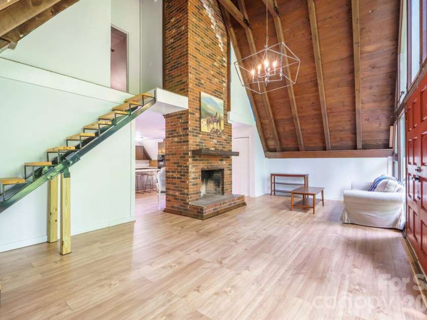 2776 US 64 Highway, Morganton, NC 28655.  MLS# CAR4416866, YatesRealty ID 45736. 