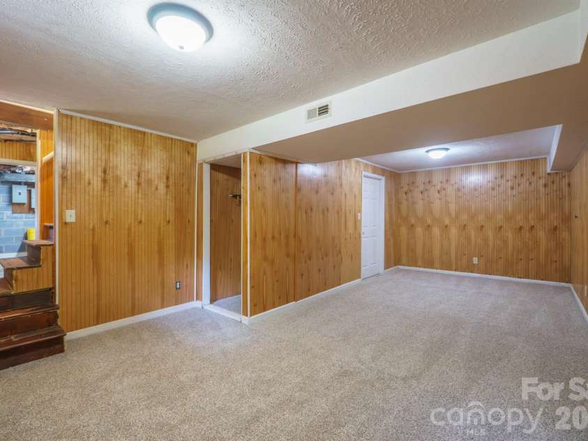 2776 US 64 Highway, Morganton, NC 28655.  MLS# CAR4416866, YatesRealty ID 45736. 