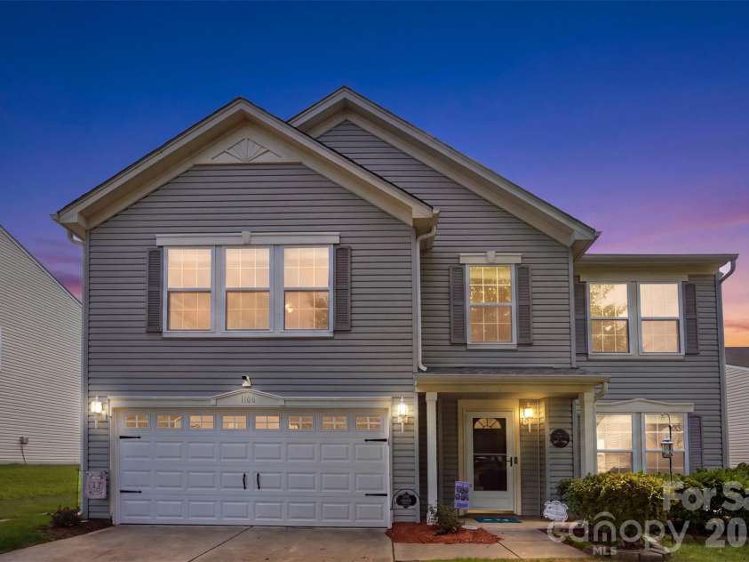1106 Rainier Lane, Gastonia, NC 28052.  MLS# CAR4416403, YatesRealty ID 45738. 