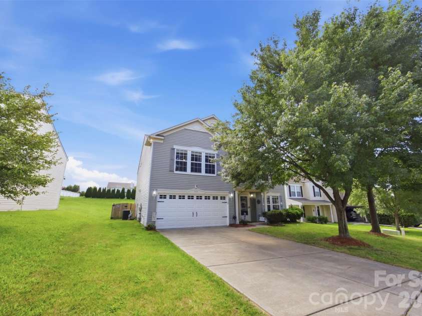 1106 Rainier Lane, Gastonia, NC 28052.  MLS# CAR4416403, YatesRealty ID 45738. 