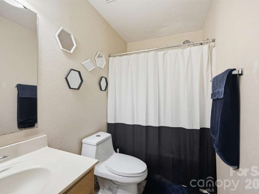 1106 Rainier Lane, Gastonia, NC 28052.  MLS# CAR4416403, YatesRealty ID 45738. Full Bath Upstairs