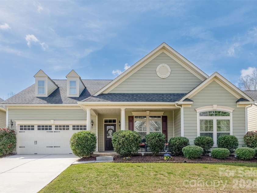 11422 Warfield Avenue, Huntersville, NC 28078.  MLS# CAR4355080, YatesRealty ID 4574. 