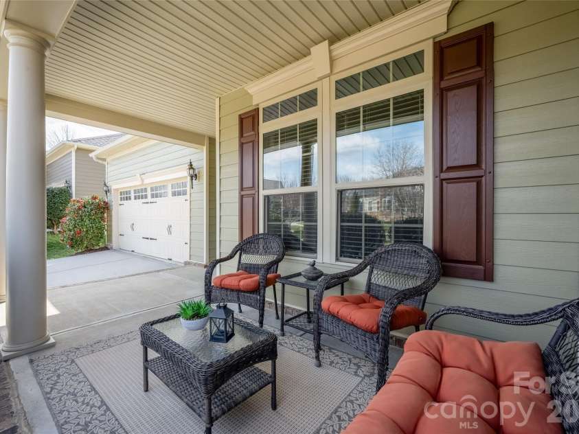 11422 Warfield Avenue, Huntersville, NC 28078.  MLS# CAR4355080, YatesRealty ID 4574. 