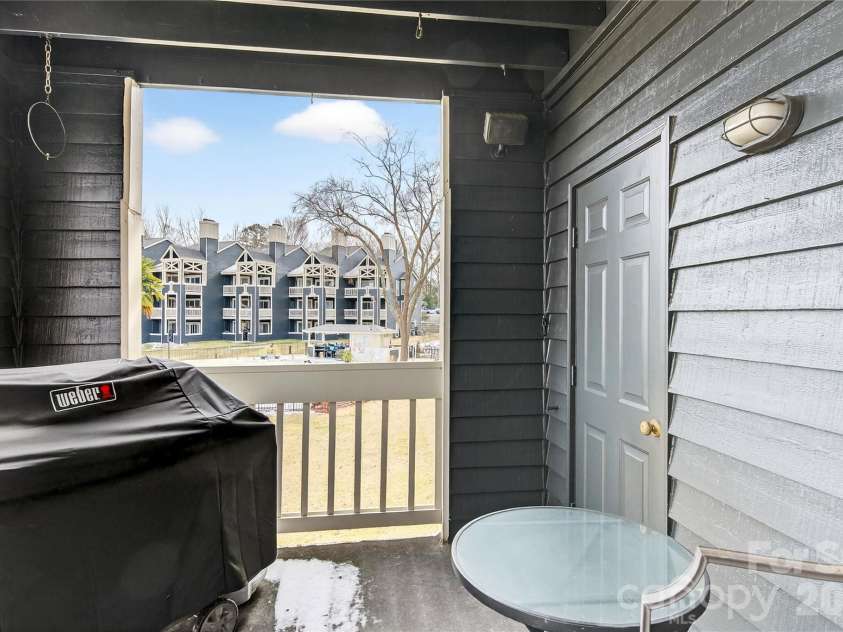 2121 Regatta Lane, Denver, NC 28037.  MLS# CAR4342446, YatesRealty ID 4574. 