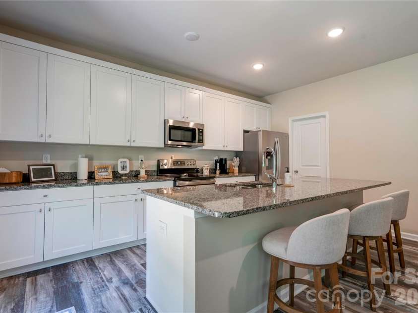 305 Firefly Path, Shelby, NC 28150.  MLS# CAR4415887, YatesRealty ID 45740. Kitchen