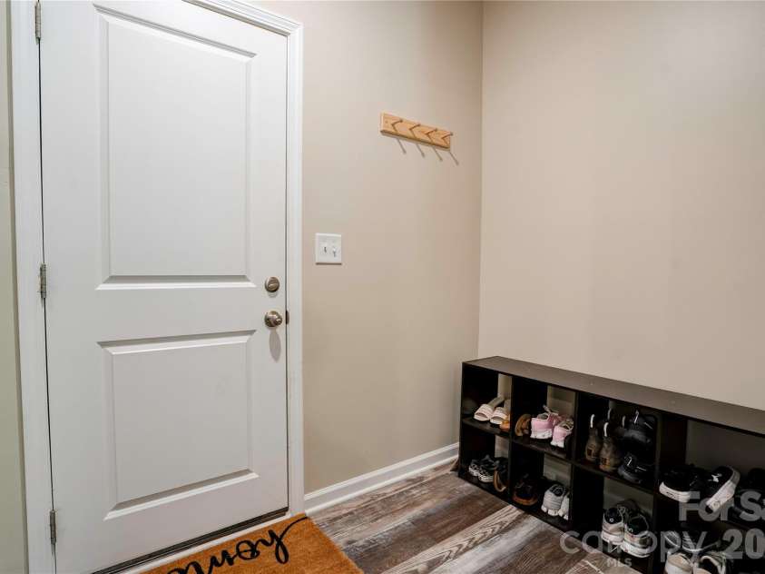 305 Firefly Path, Shelby, NC 28150.  MLS# CAR4415887, YatesRealty ID 45740. Mudroom
