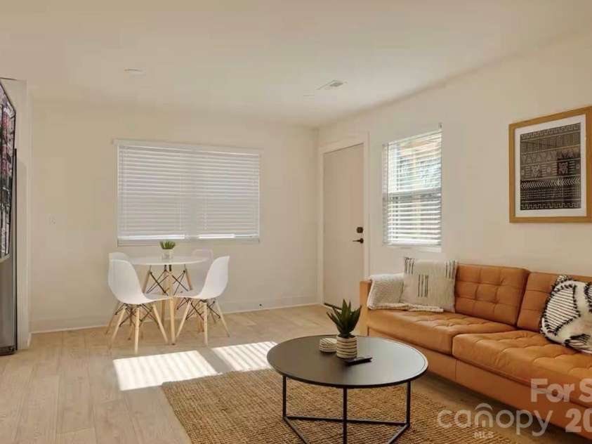 1323 Richmond Place, Charlotte, NC 28209.  MLS# CAR4413115, YatesRealty ID 45744. 
