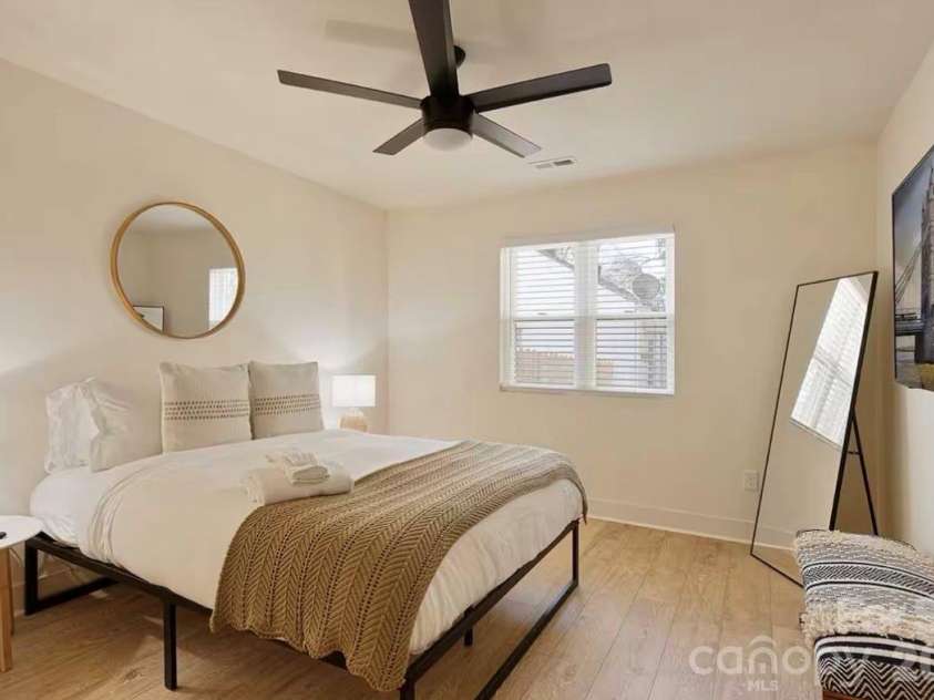 1323 Richmond Place, Charlotte, NC 28209.  MLS# CAR4413115, YatesRealty ID 45744. 