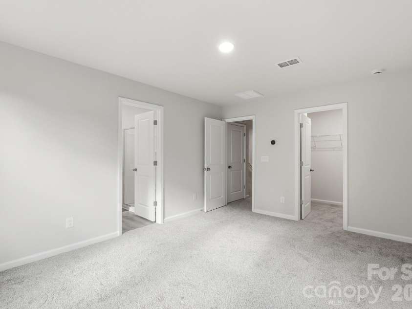4121 Butler Grove Lane, Charlotte, NC 28269.  MLS# CAR4416879, YatesRealty ID 45745. 