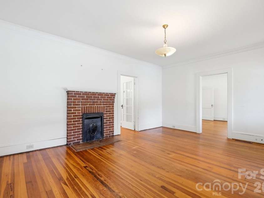 302 Ridge Avenue, Kannapolis, NC 28083.  MLS# CAR4414149, YatesRealty ID 45746. 