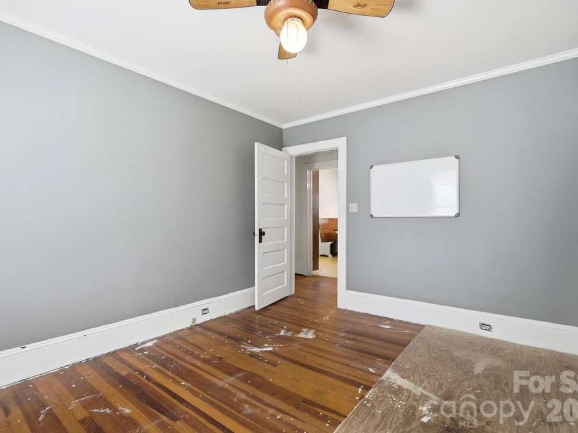 302 Ridge Avenue, Kannapolis, NC 28083.  MLS# CAR4414149, YatesRealty ID 45746. 