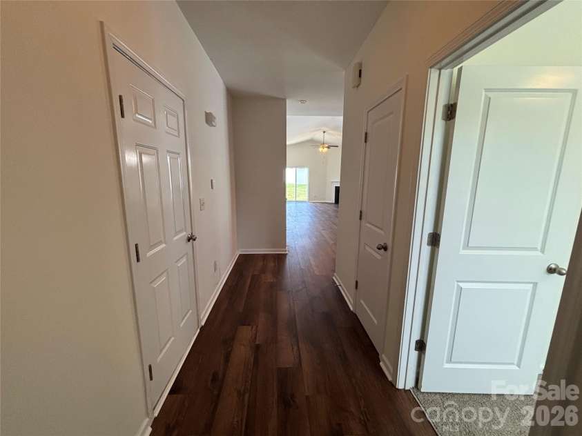 6816 Pennyroyal Way, Charlotte, NC 28216.  MLS# CAR4416598, YatesRealty ID 45748. Hallway