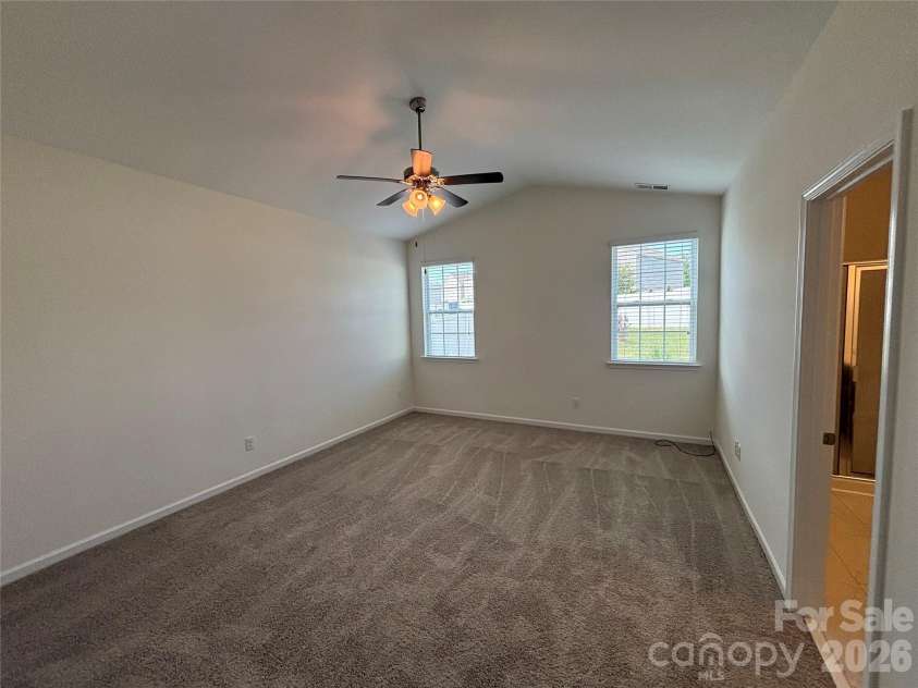 6816 Pennyroyal Way, Charlotte, NC 28216.  MLS# CAR4416598, YatesRealty ID 45748. Primary Bedroom