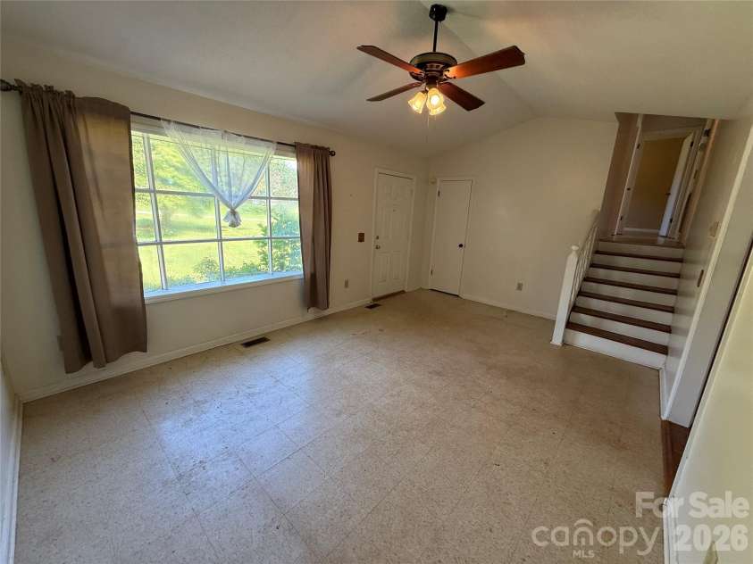 3695 Commanche Court, Lenoir, NC 28645.  MLS# CAR4415005, YatesRealty ID 45749. 