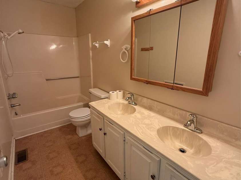 3695 Commanche Court, Lenoir, NC 28645.  MLS# CAR4415005, YatesRealty ID 45749. 