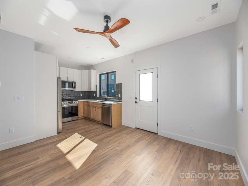 11 Leap Frog Park, Waynesville, NC 28786.  MLS# CAR4239023, YatesRealty ID 4575. 