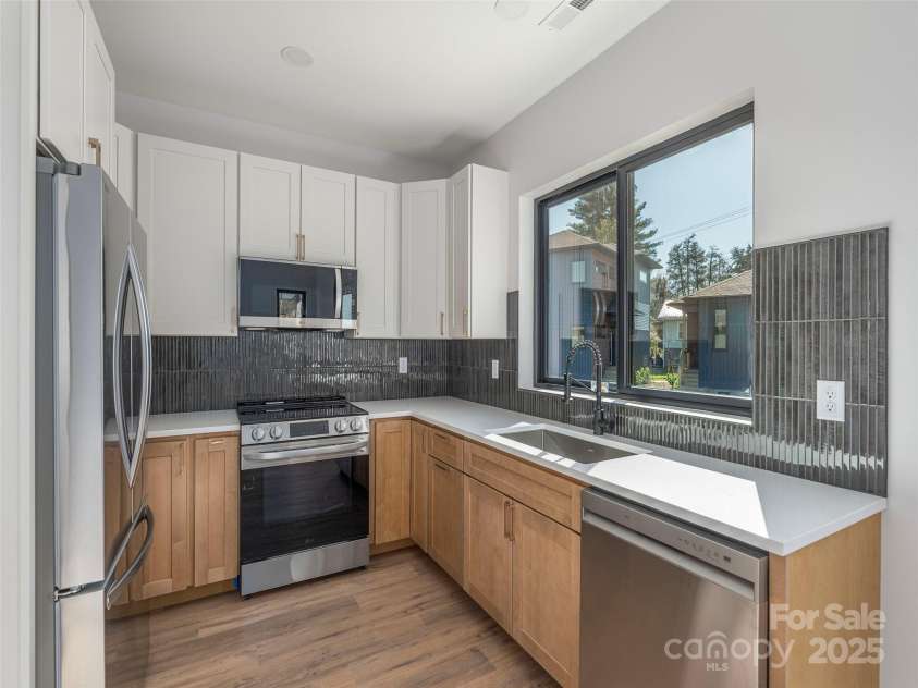 11 Leap Frog Park, Waynesville, NC 28786.  MLS# CAR4239023, YatesRealty ID 4575. 