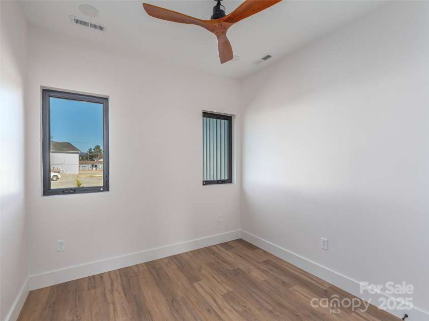 11 Leap Frog Park, Waynesville, NC 28786.  MLS# CAR4239023, YatesRealty ID 4575. 