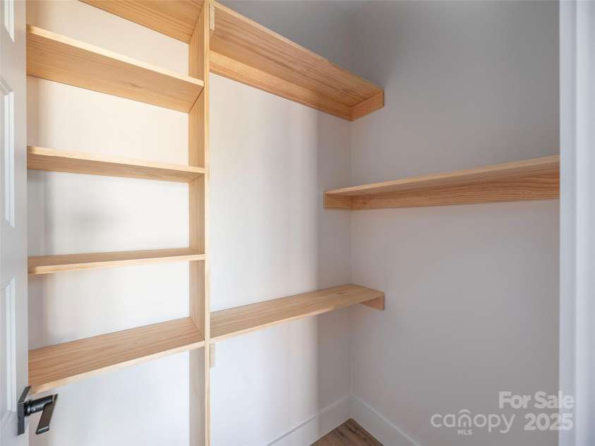 11 Leap Frog Park, Waynesville, NC 28786.  MLS# CAR4239023, YatesRealty ID 4575. 