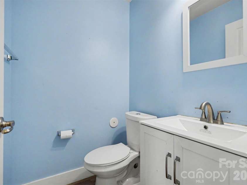 10924 Tailwater Street, Davidson, NC 28036.  MLS# CAR4411527, YatesRealty ID 45750. 