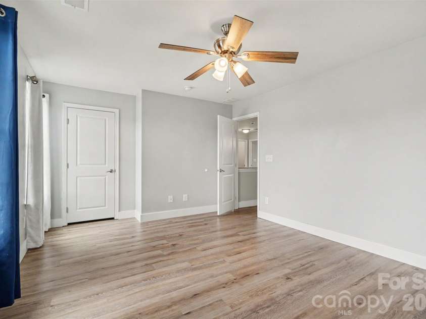 10924 Tailwater Street, Davidson, NC 28036.  MLS# CAR4411527, YatesRealty ID 45750. 