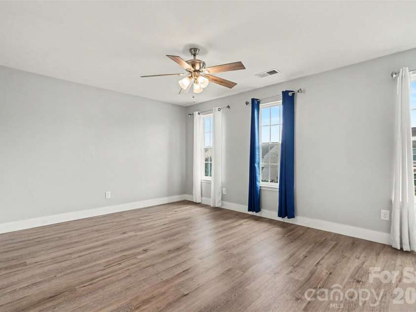 10924 Tailwater Street, Davidson, NC 28036.  MLS# CAR4411527, YatesRealty ID 45750. 