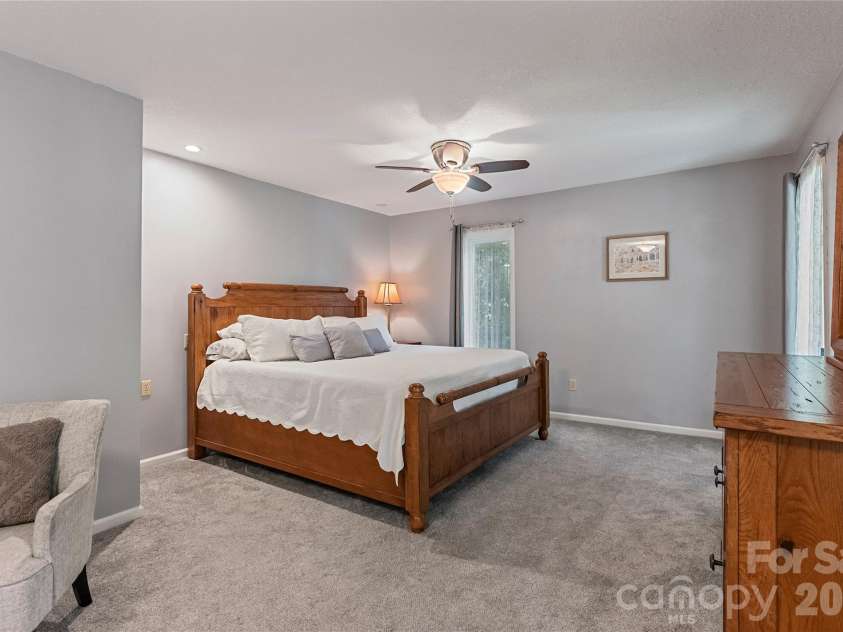 10 Brook Forest Drive, Arden, NC 28704.  MLS# CAR4415849, YatesRealty ID 45754. 
