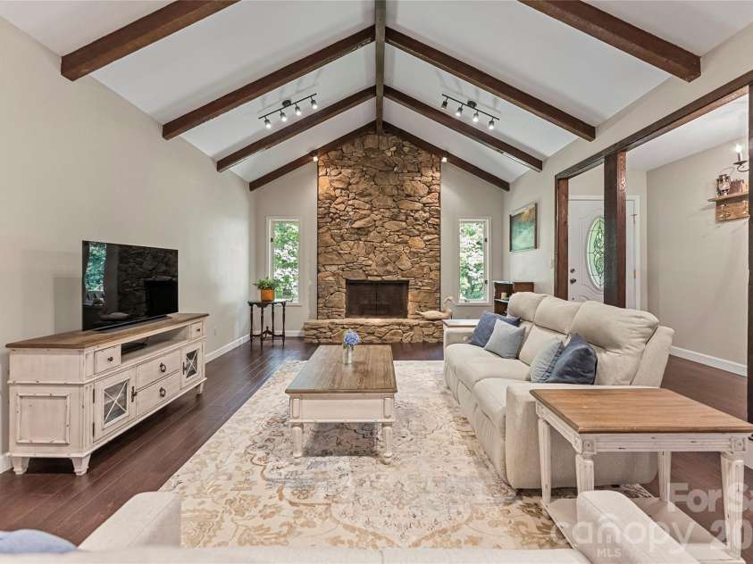 10 Brook Forest Drive, Arden, NC 28704.  MLS# CAR4415849, YatesRealty ID 45754. 
